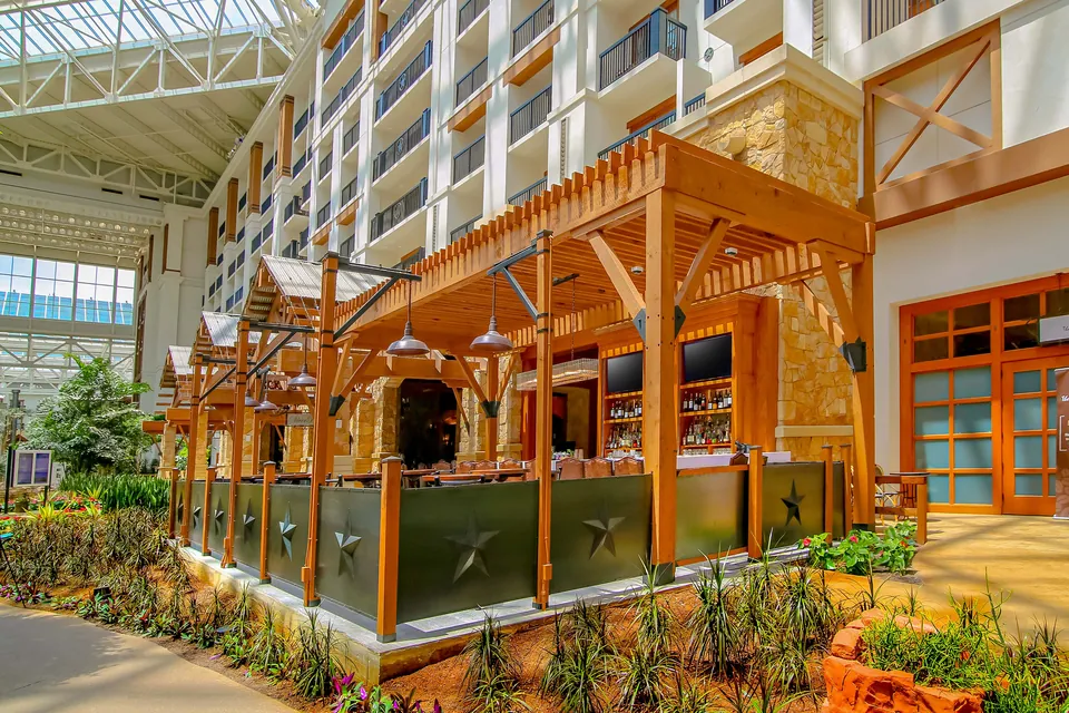 Silver Bar in the atrium